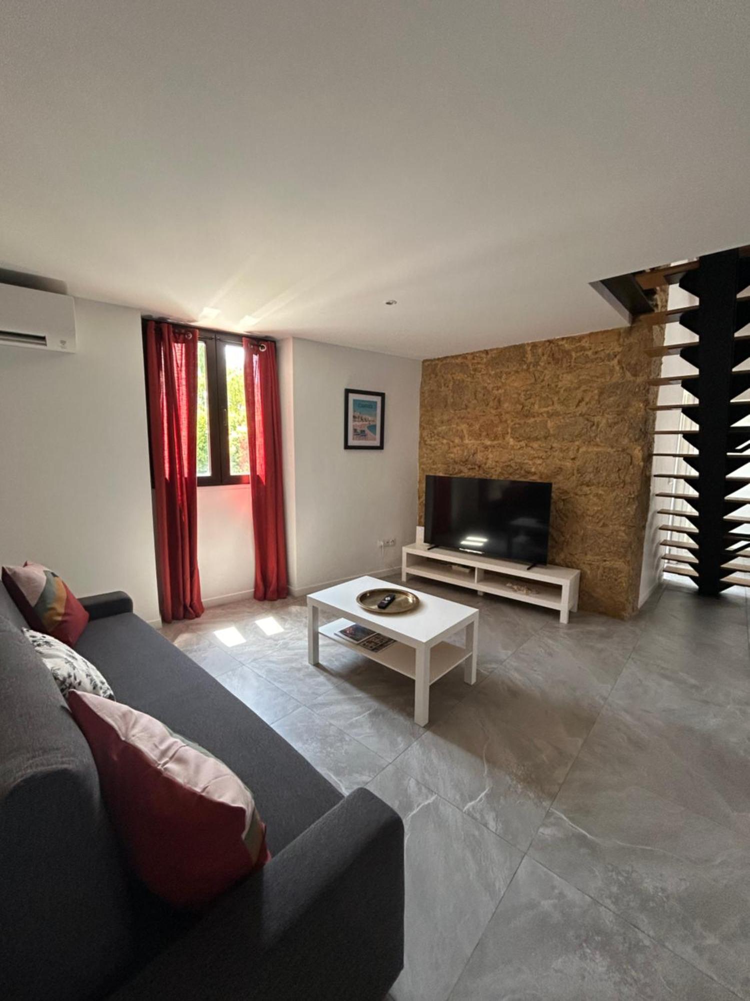 Residence "A Torbia" , 4 Appartements De 2 A 6 Personnes La Turbie Room photo